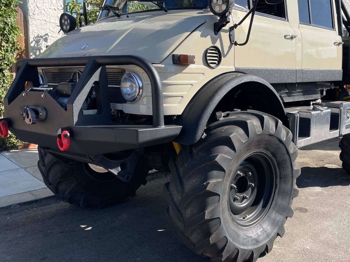 Mercedes-benz-Unimog-diesel-1976-9