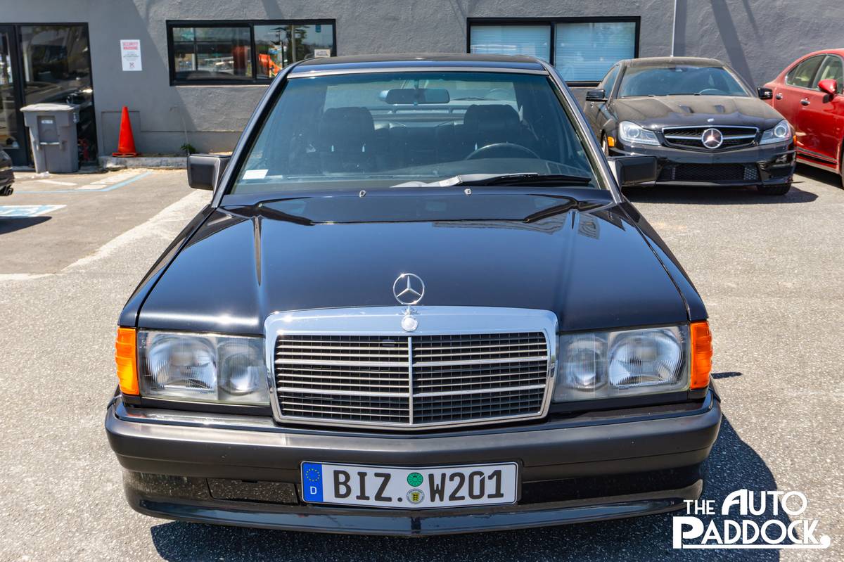 Mercedes-benz-benz-190-190e-1986-1