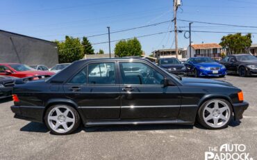 Mercedes-benz-benz-190-190e-1986-3