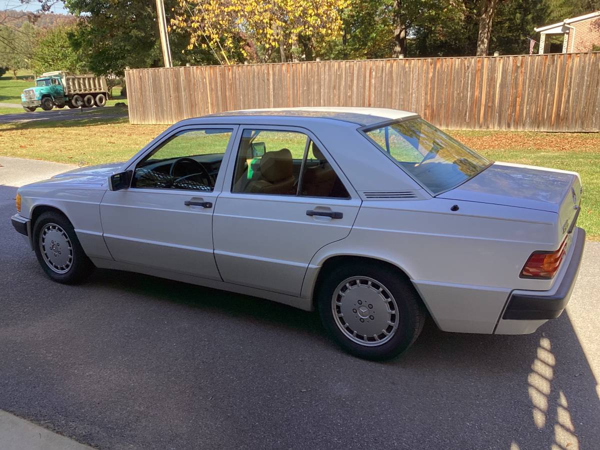 Mercedes-benz-benz-190-190e-2.6-1991-2