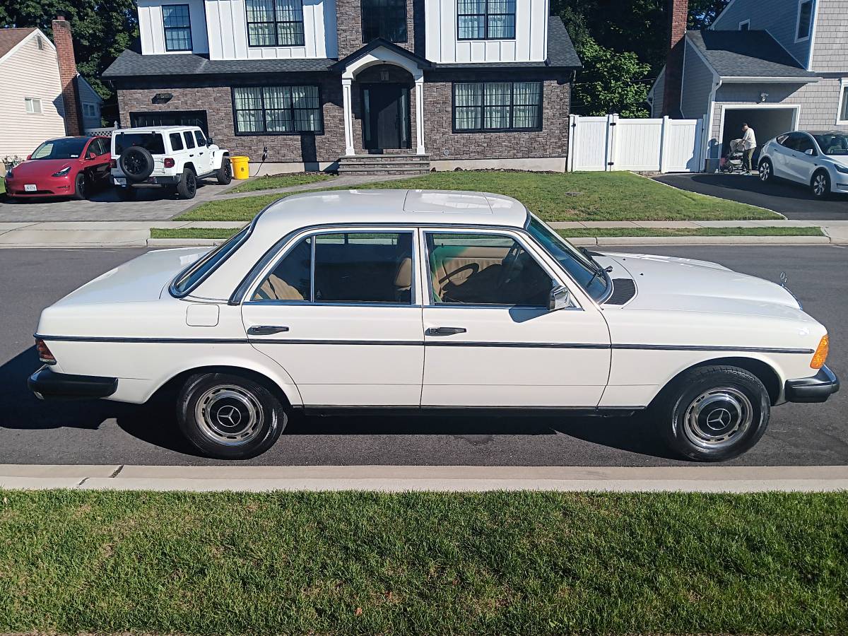 Mercedes-benz-benz-300d-w123-diesel-1981-16