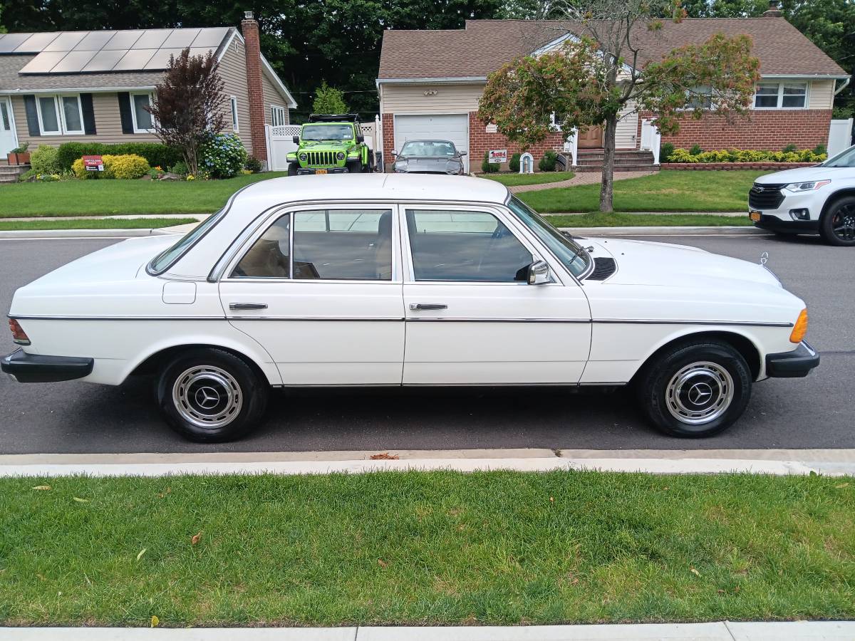 Mercedes-benz-benz-300d-w123-diesel-1981-5