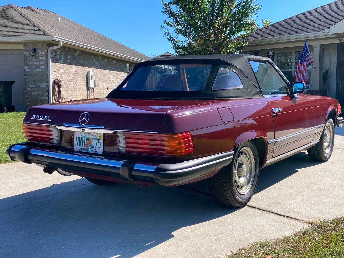 Mercedes-benz-benz-380-380sl-1984-1