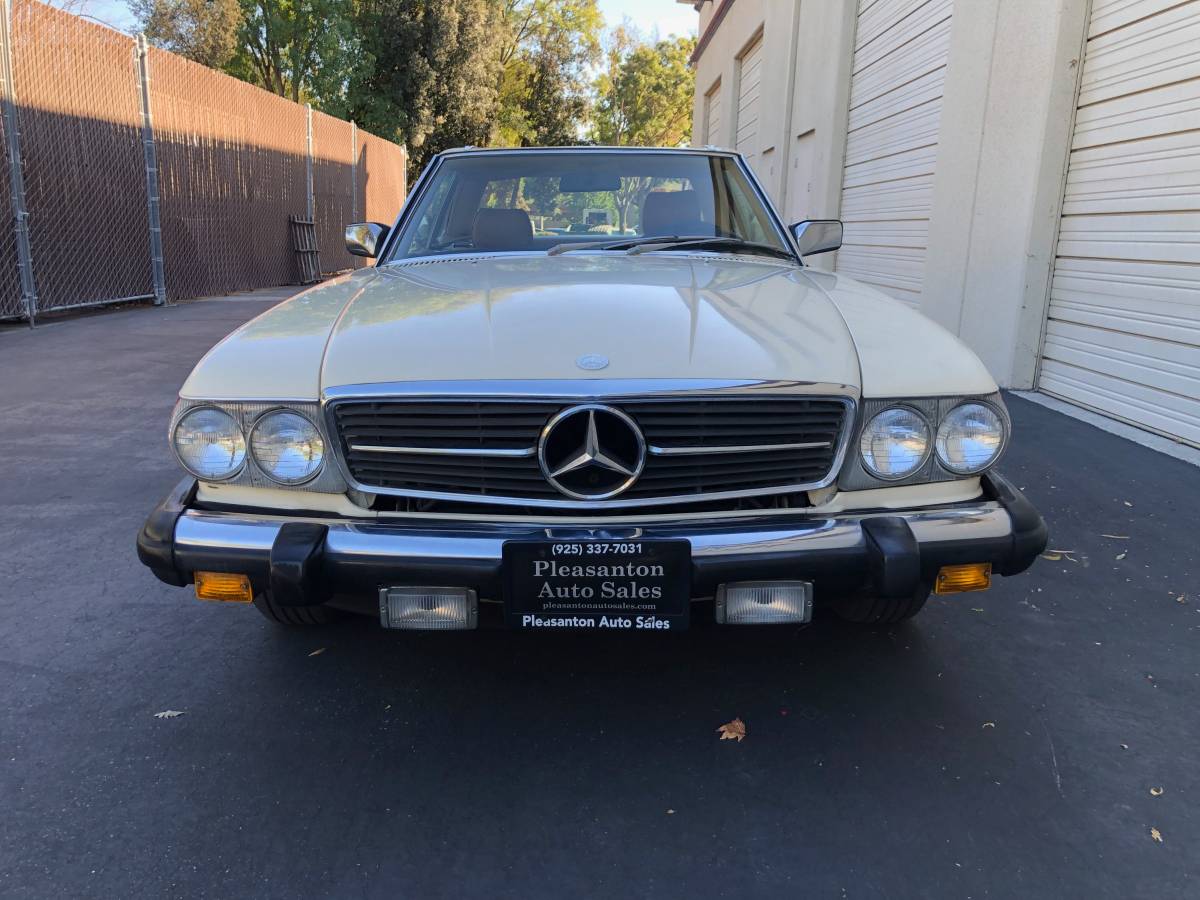 Mercedes-benz-benz-380-380sl-1984-1