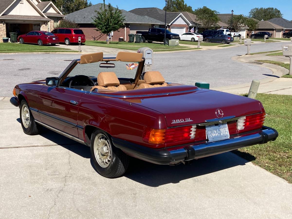 Mercedes-benz-benz-380-380sl-1984-5