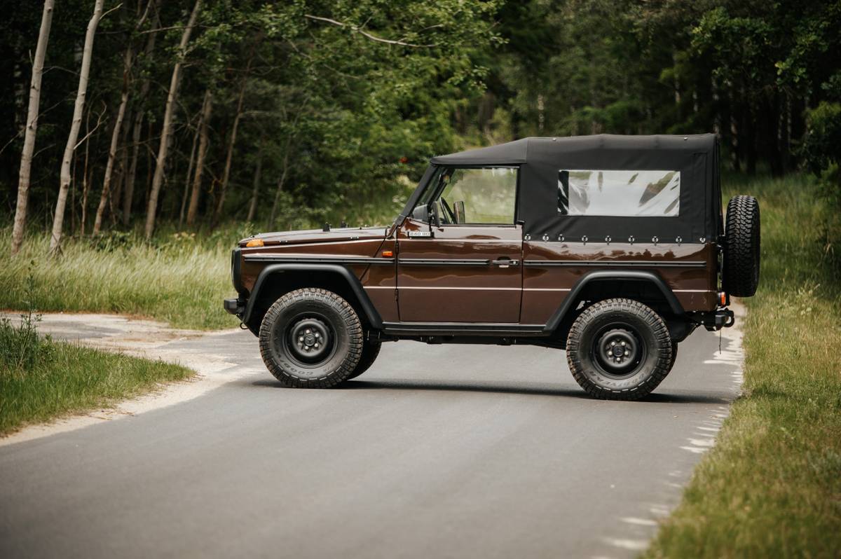 Mercedes-benz-benz-g-class-diesel-1986-3