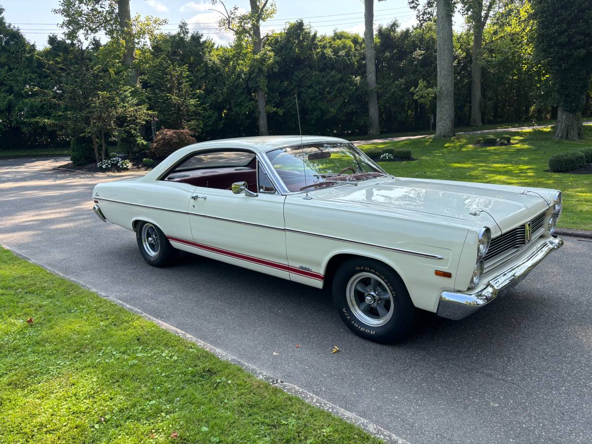 Mercury-Comet-1967-5