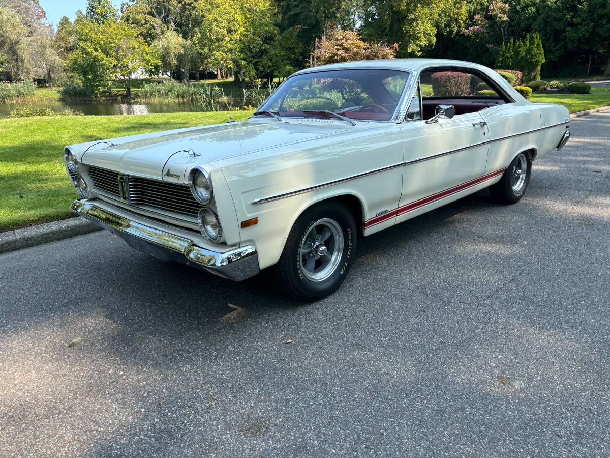 Mercury-Comet-capri-1967-11