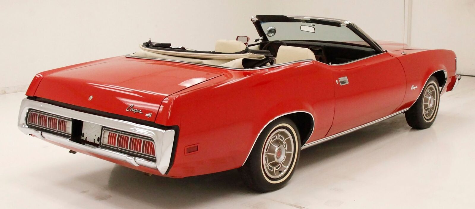 Mercury-Cougar-1973-6