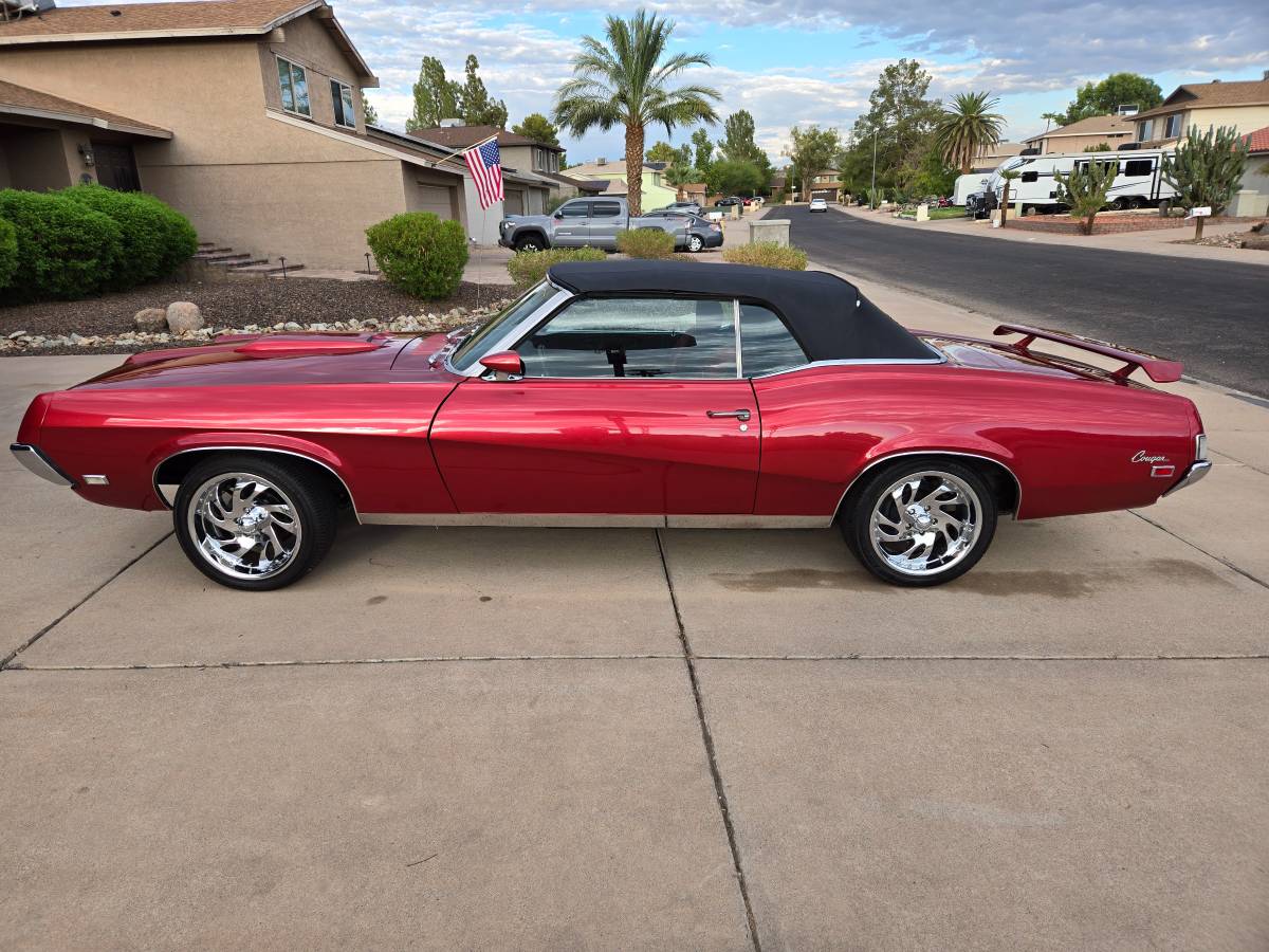 Mercury-Cougar-xr7-1969-13