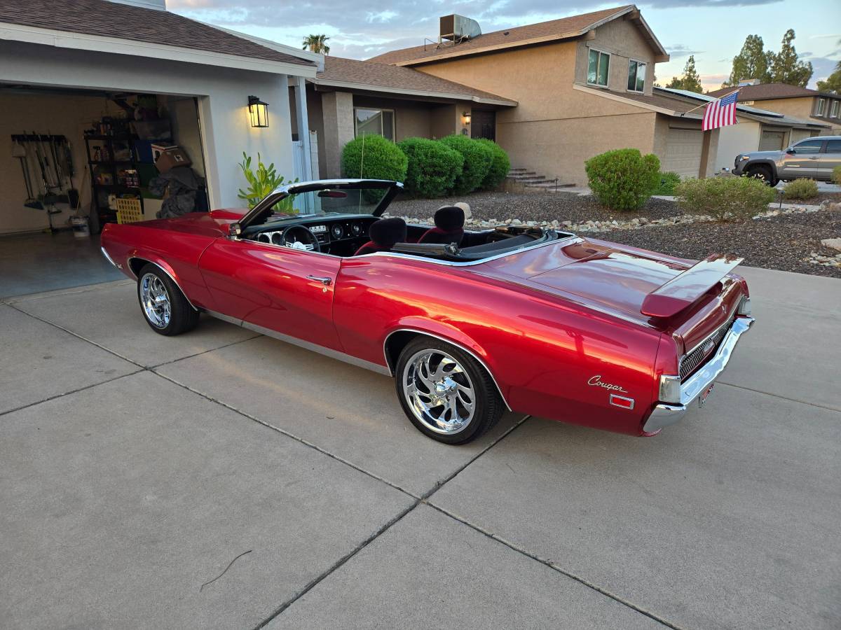 Mercury-Cougar-xr7-1969-4