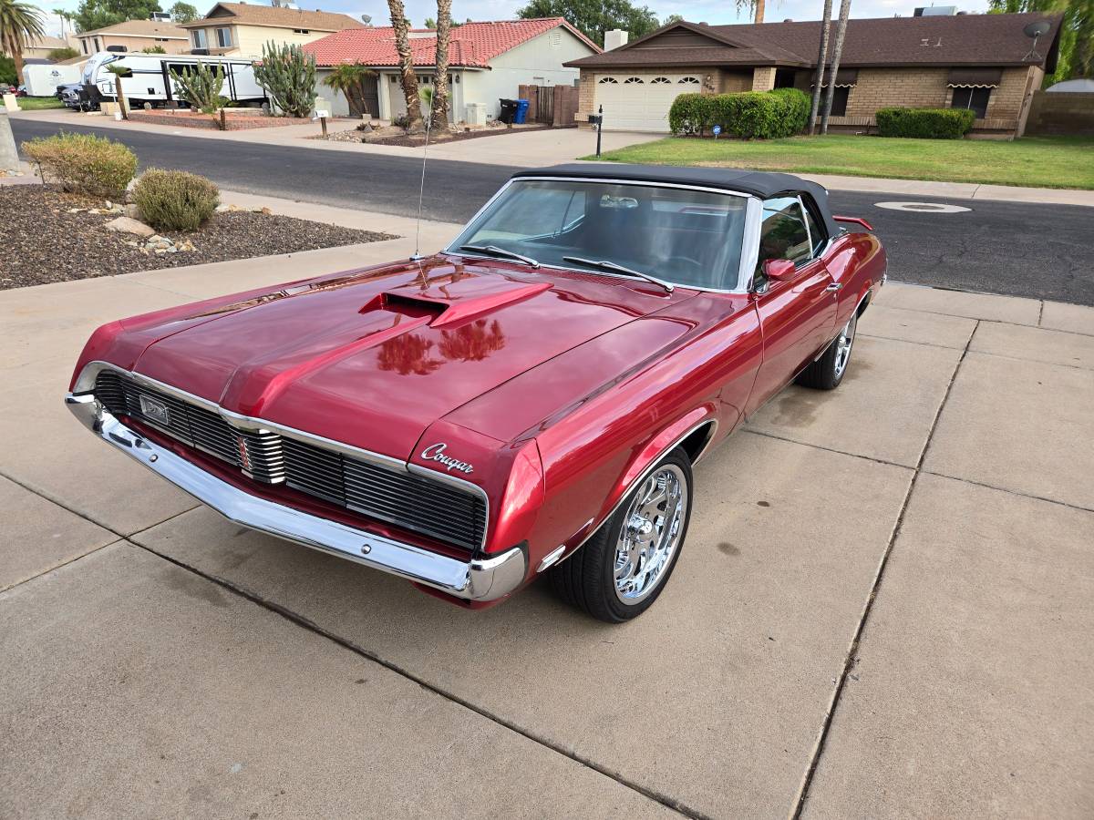 Mercury-Cougar-xr7-1969-9