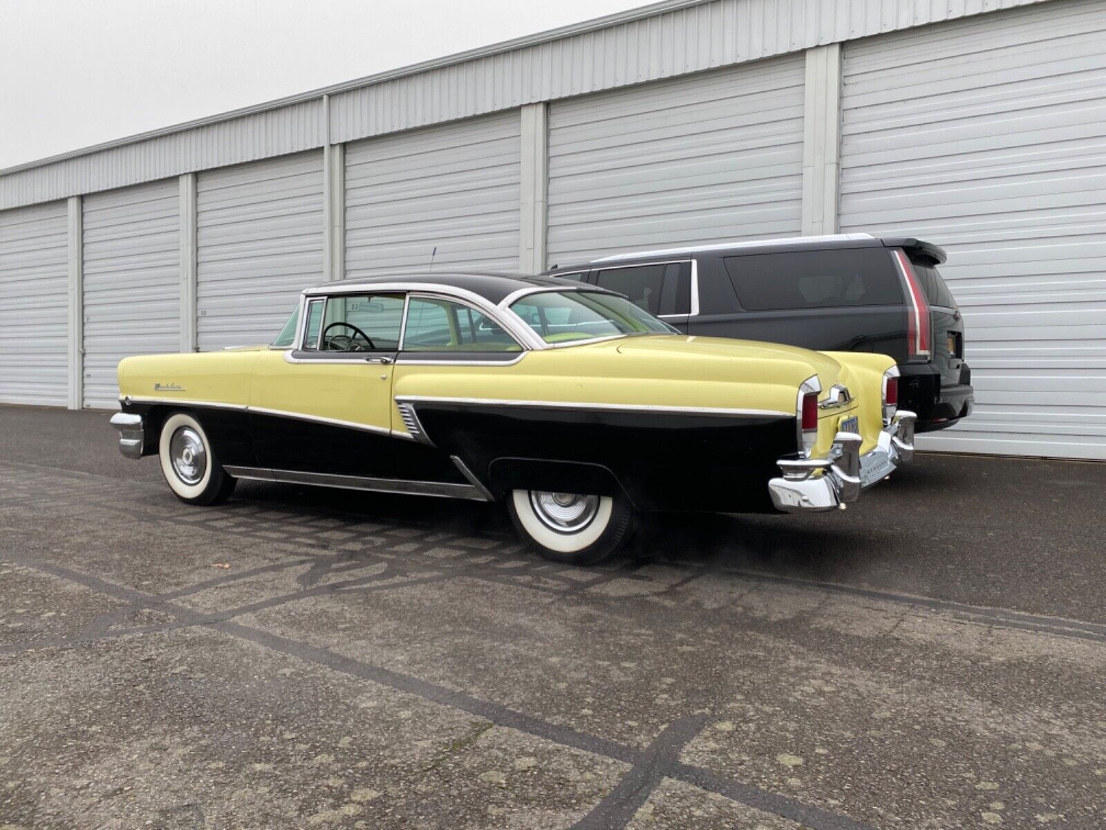 Mercury-Montclair-Coupe-1956-17