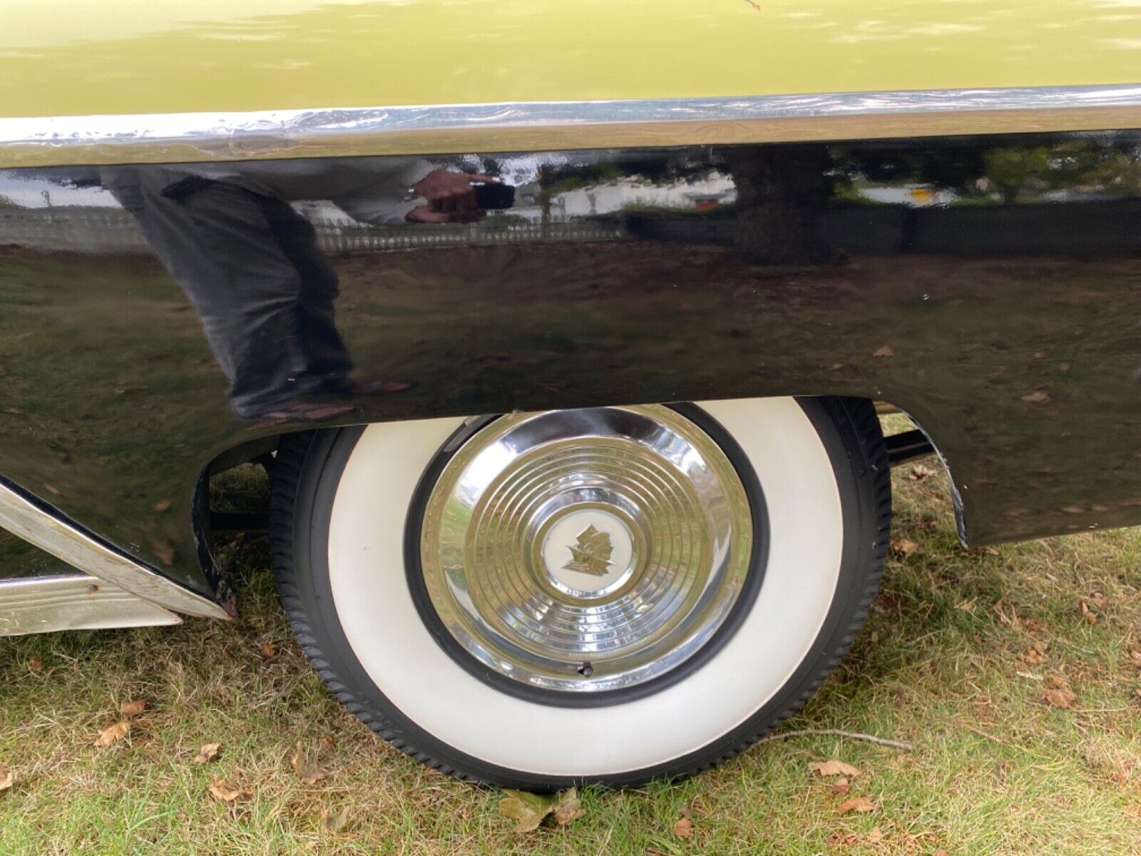 Mercury-Montclair-Coupe-1956-33