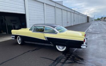 Mercury-Montclair-Coupe-1956-8