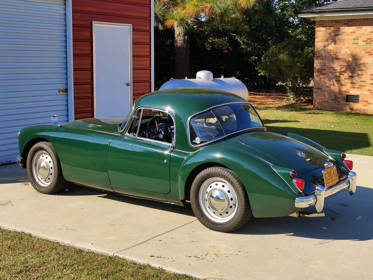 Mg-Mga-1600-coupe-1960-4