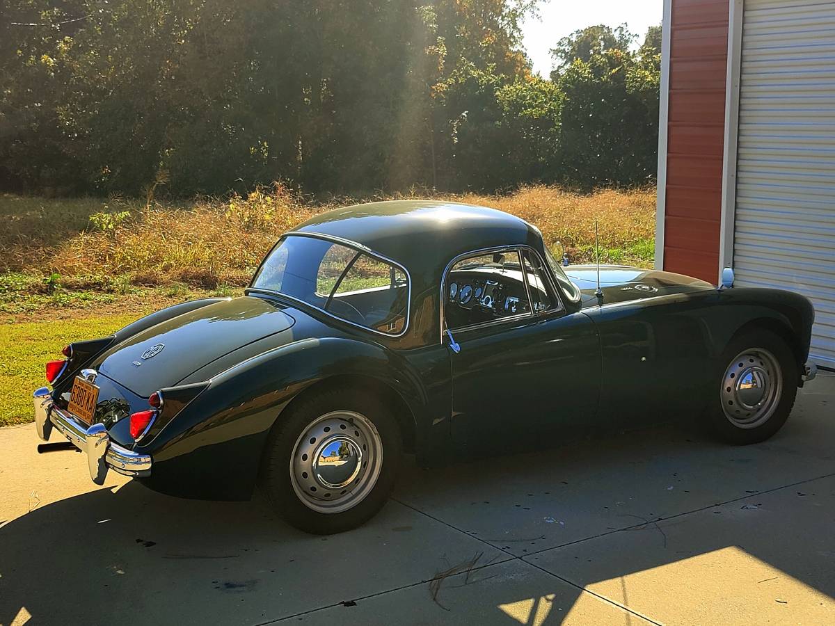 Mg-Mga-1600-coupe-1960-6