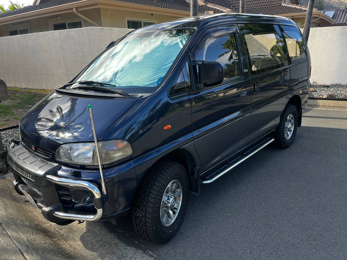 Mitsubishi-Delica-l400-1994