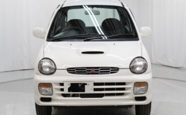 Mitsubishi-Fuso-Minica-Coupe-1995-2