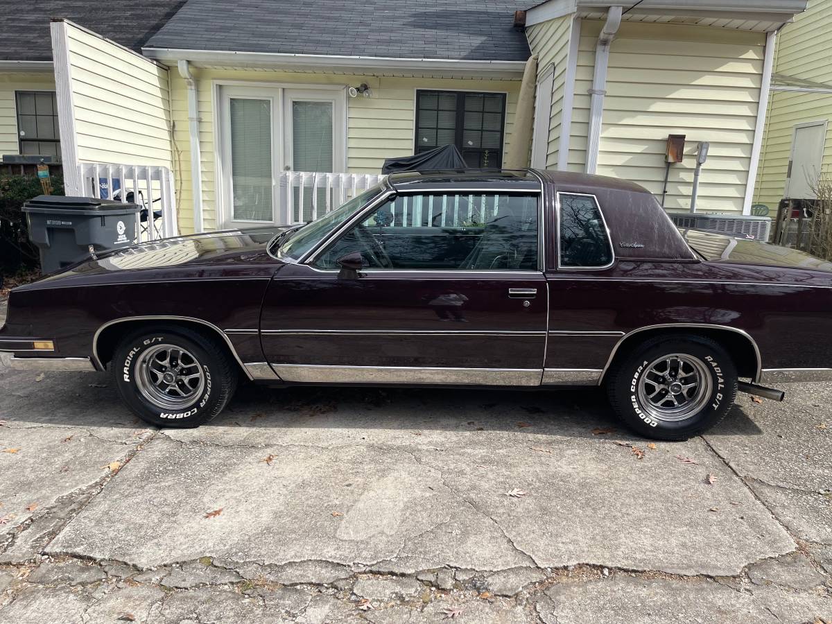 Oldsmobile-1986-12