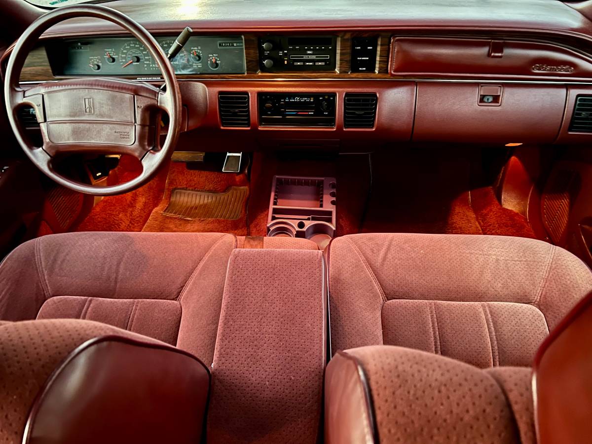 Oldsmobile-1992-15