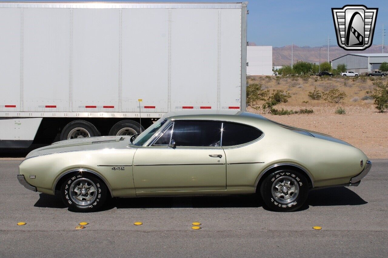 Oldsmobile-442-1968-5