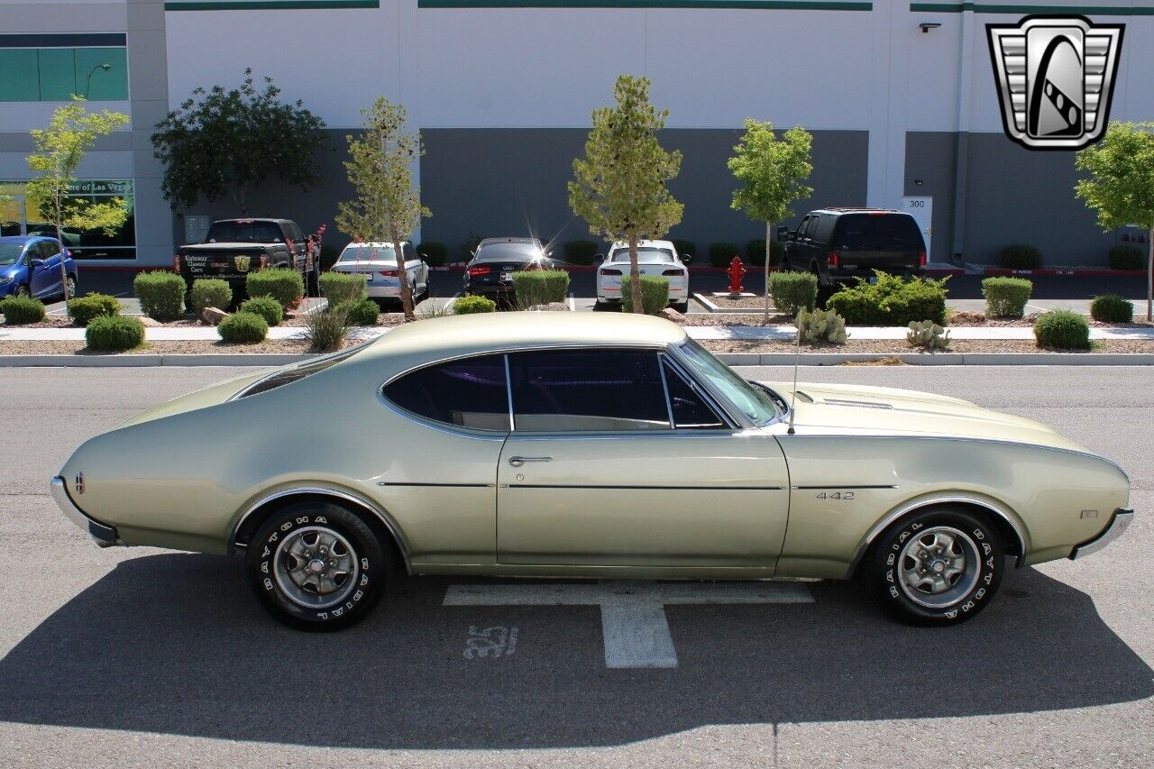 Oldsmobile-442-1968-9