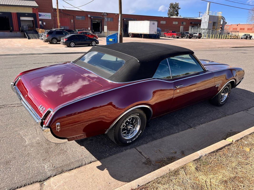 Oldsmobile-442-1969-16