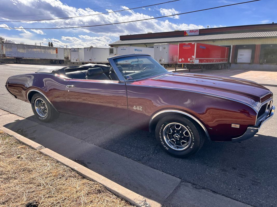 Oldsmobile-442-1969-32