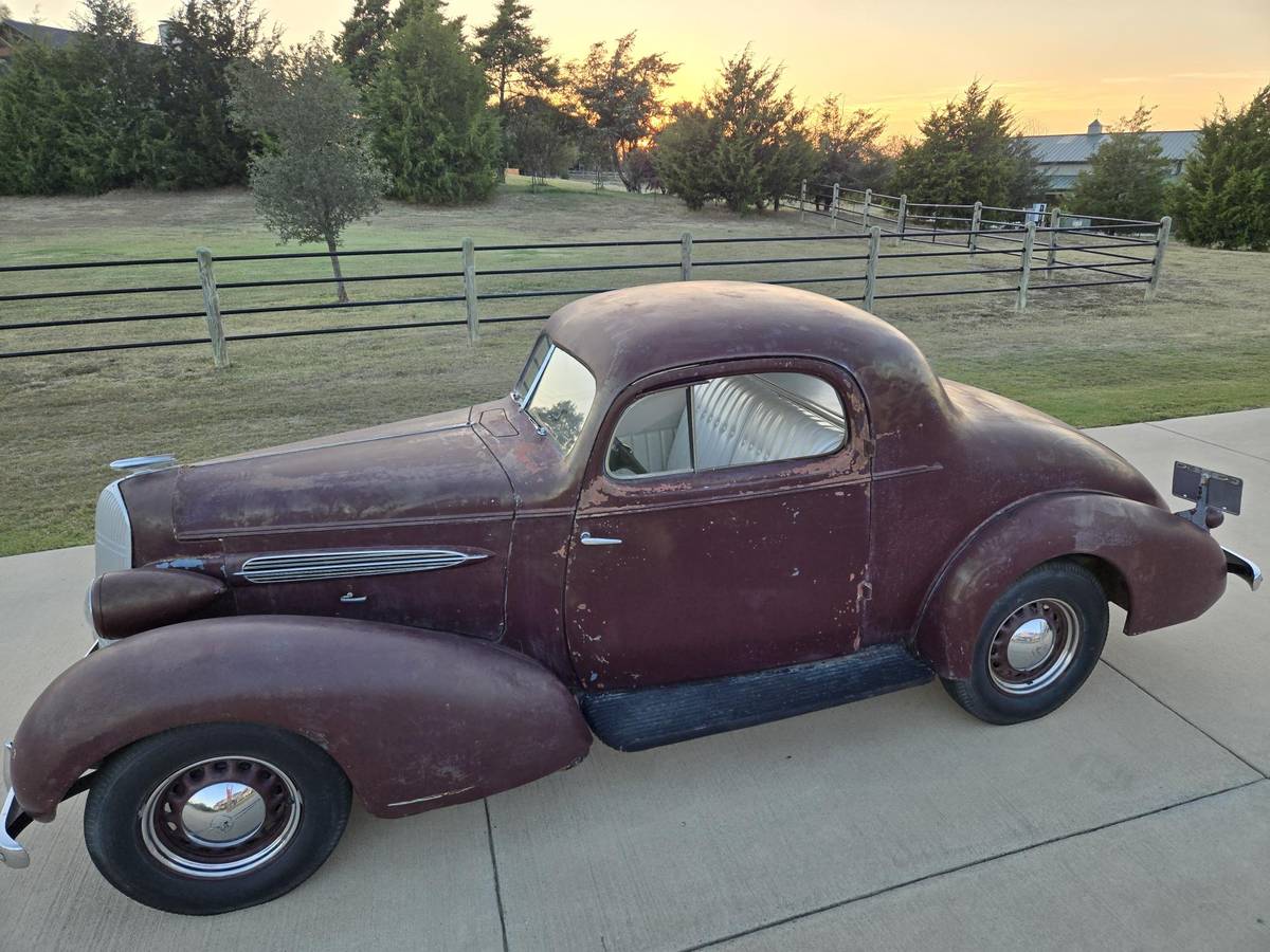 Oldsmobile-Coupe-1935-1