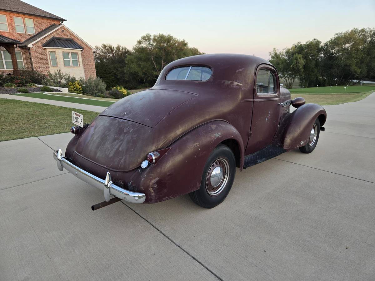 Oldsmobile-Coupe-1935-7