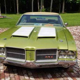 Oldsmobile-Cutlass-1971-2