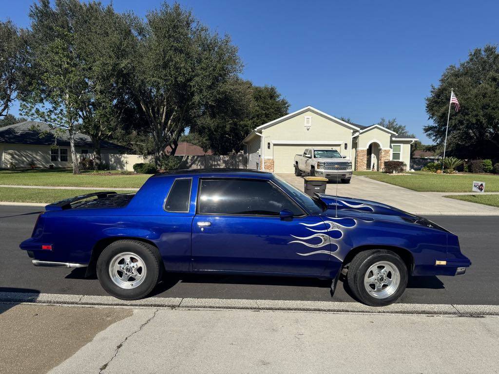 Oldsmobile-Cutlass-1986-1