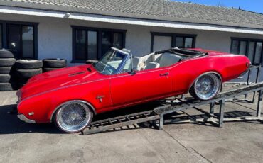 Oldsmobile-Cutlass-convertible-1968-3