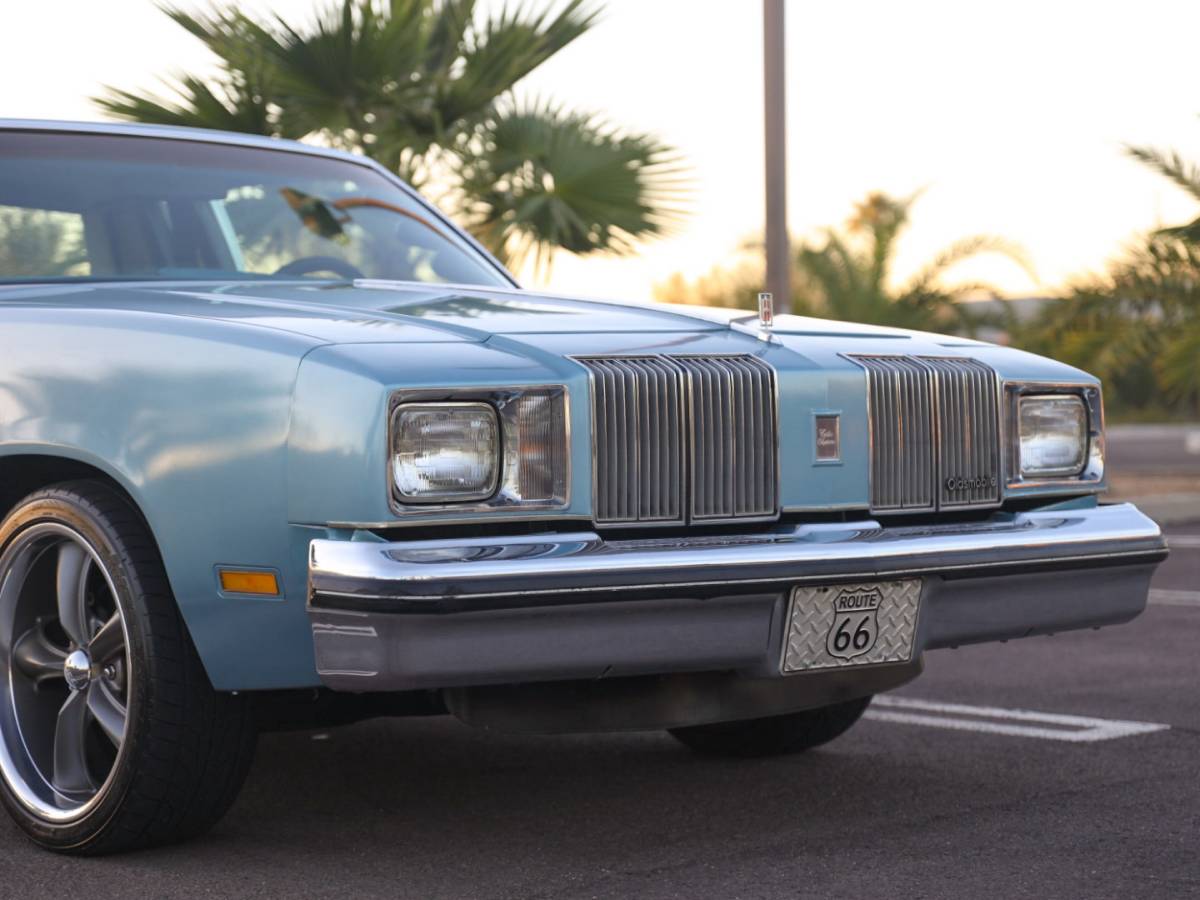 Oldsmobile-Cutlass-supreme-1979-3