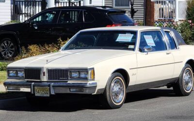 Oldsmobile Delta 88 royale 1984