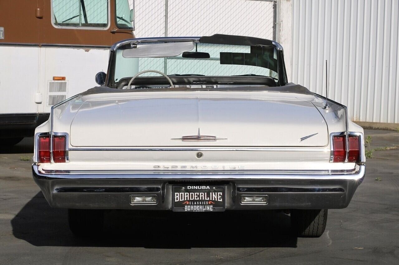 Oldsmobile-Eighty-Eight-Cabriolet-1963-3