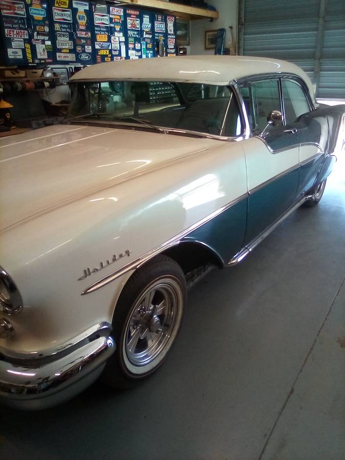 Oldsmobile-Holiday-88-4-door-hardtop-1955-5