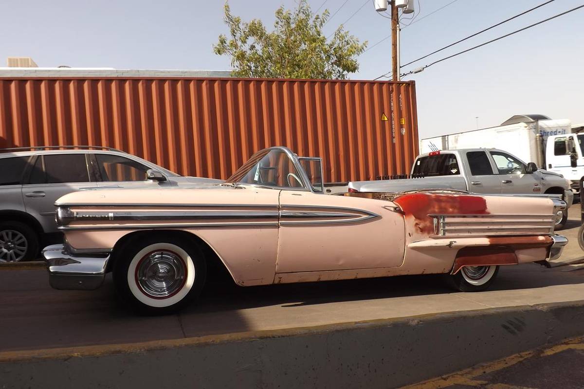 Oldsmobile-S-88-convertible-1958-1