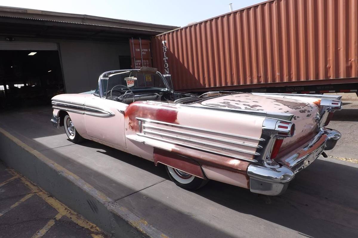 Oldsmobile-S-88-convertible-1958-2