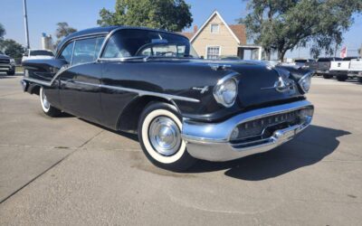 Oldsmobile Super 88 1957