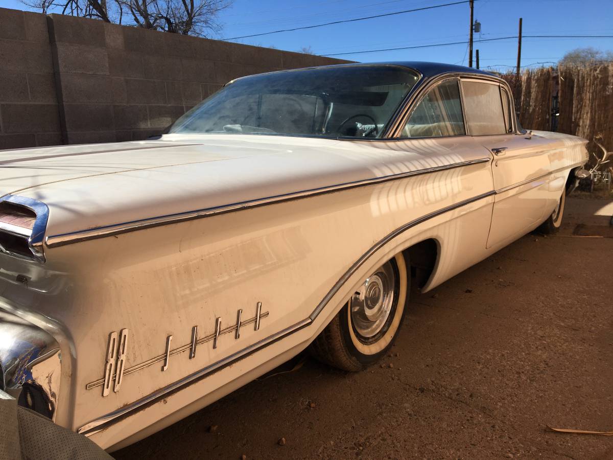 Oldsmobile-Super-88-1960-3