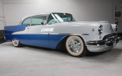 Oldsmobile Super 88 Holiday Coupe 1955