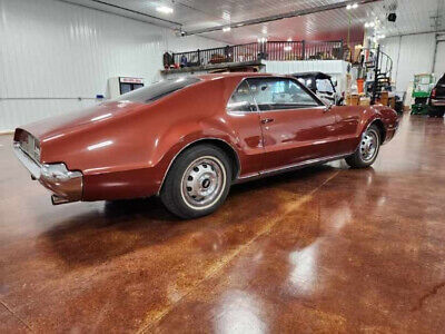 Oldsmobile-Toronado-Coupe-1966-3