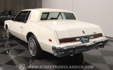 Oldsmobile-Toronado-Coupe-1985-7