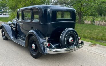 Packard-Eight-Berline-1934-3