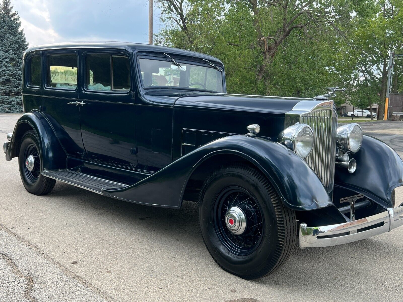 Packard-Eight-Berline-1934