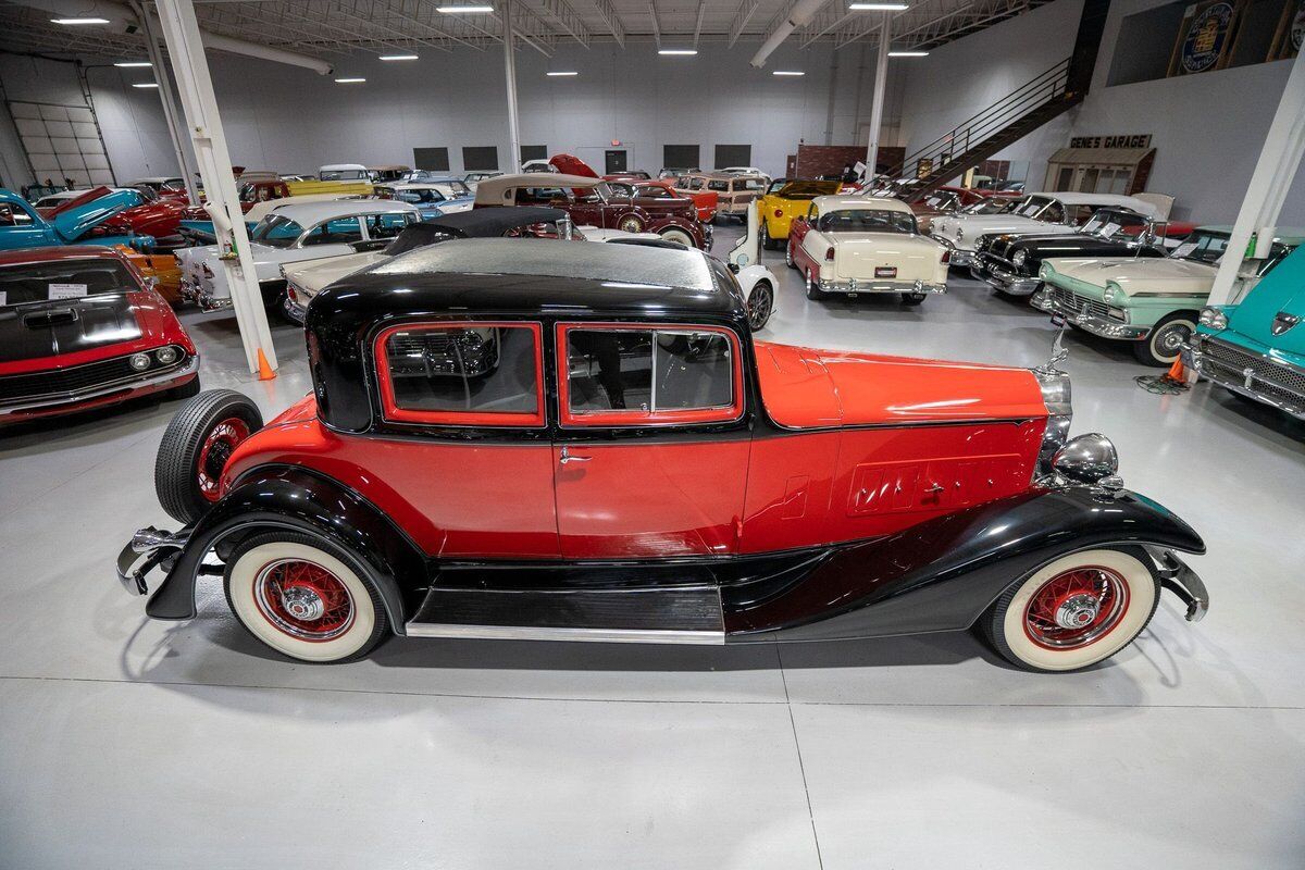 Packard-Eight-Coupe-1933-6