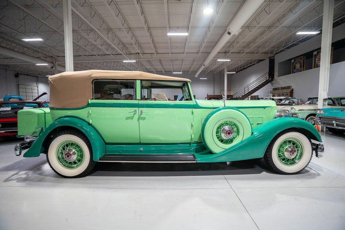 Packard-Twelve-Cabriolet-1934-11