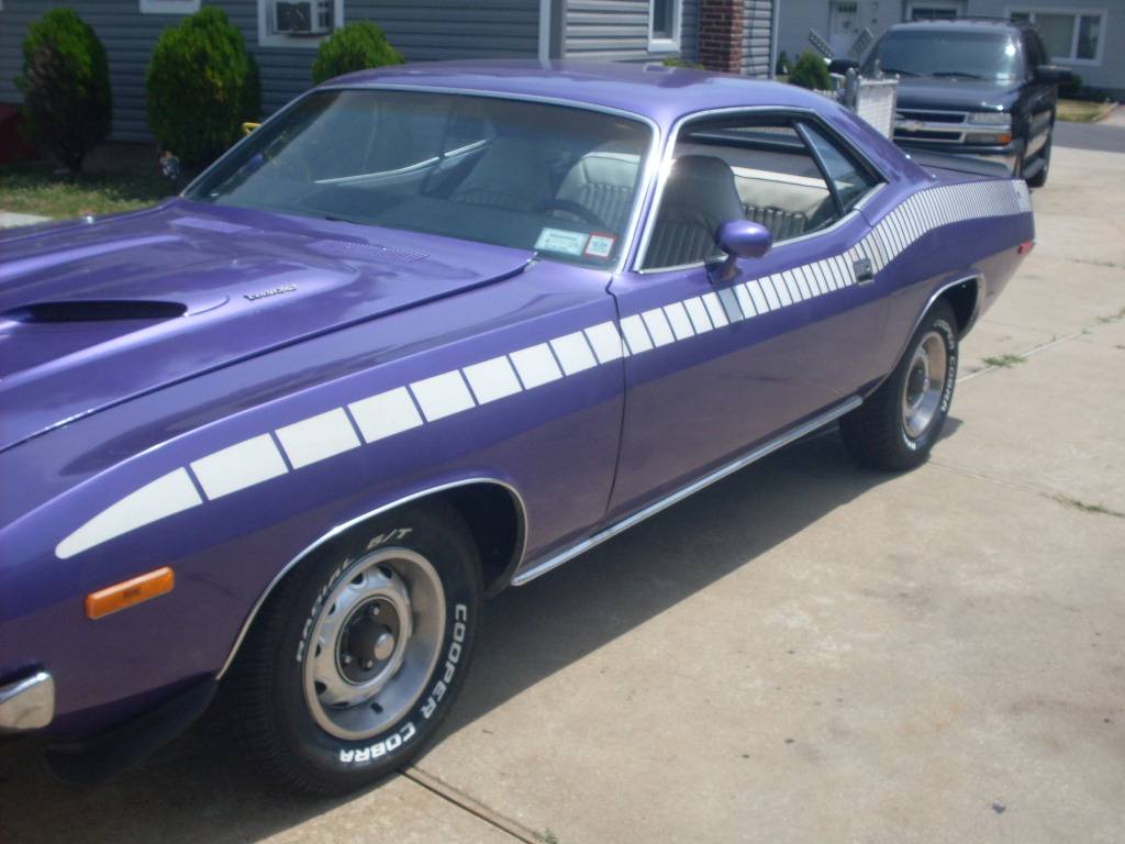 Plymouth-Barracuda-1973-2